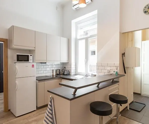 D78 Dohany Budapest