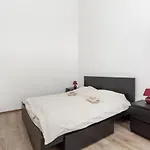 D78 Dohany Budapest