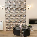 D78 Dohany Apartment *